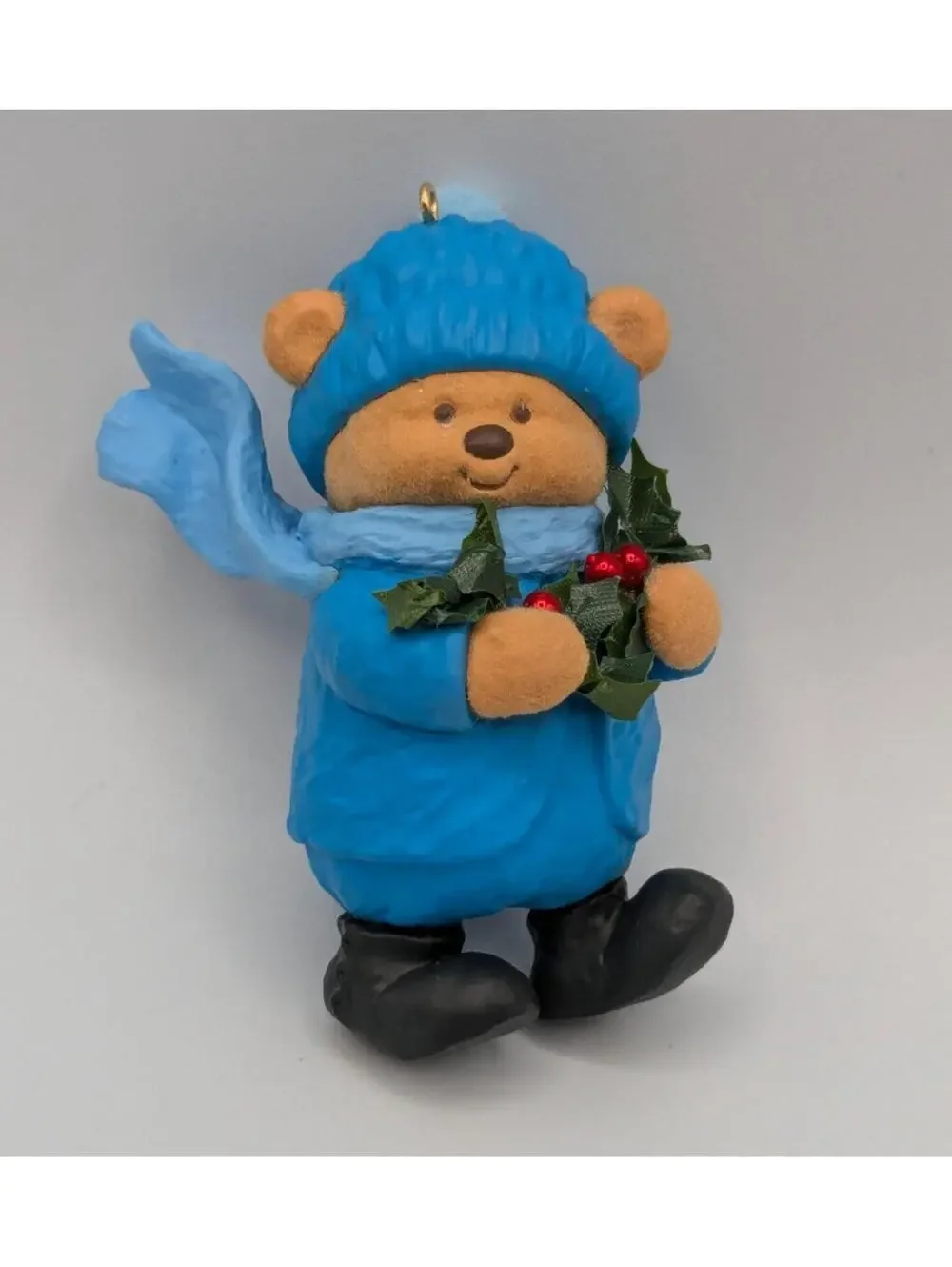 Hallmark Keepsake Bough of Holly 2018, 4th in the Mary Hamilton's Bears Series